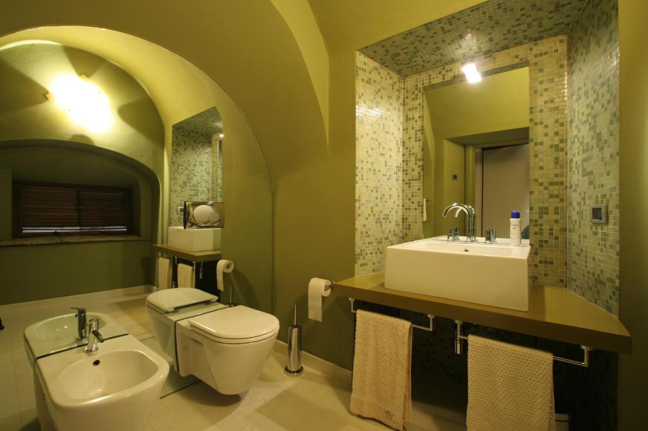 Castello Degli Angeli Hotell Carobbio degli Angeli Eksteriør bilde