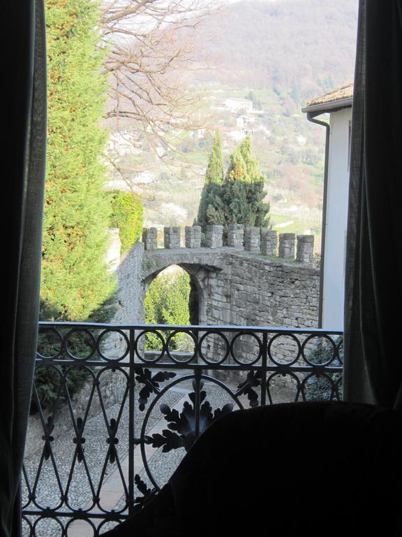 Castello Degli Angeli Hotell Carobbio degli Angeli Rom bilde