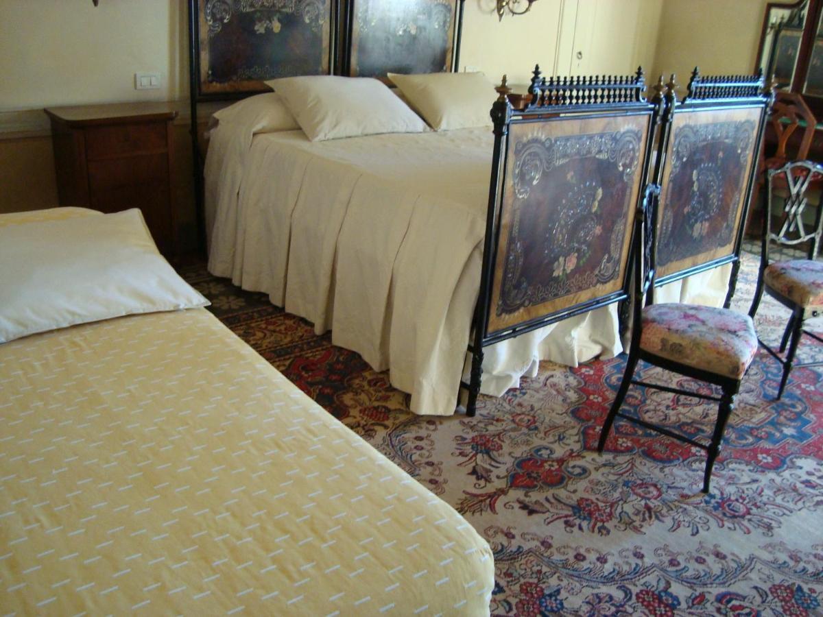 Castello Degli Angeli Hotell Carobbio degli Angeli Rom bilde